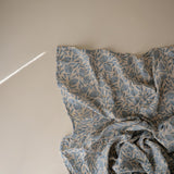 Mushie Swaddle Blue Flowers - Blue