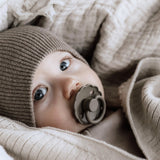 Frigg Daisy Latex Baby Pacifier 0-6M, 2Pack, French Gray Night/Portobello Night - Size 1 - Laadlee
