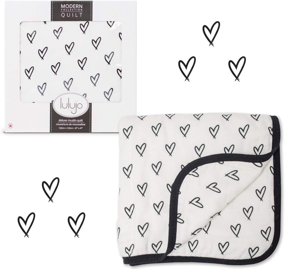 Lulujo Bamboo Crib Quilt - Messy Heart - Laadlee