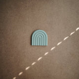 Mushie Teether Rainbow Cambridge Blue - Laadlee