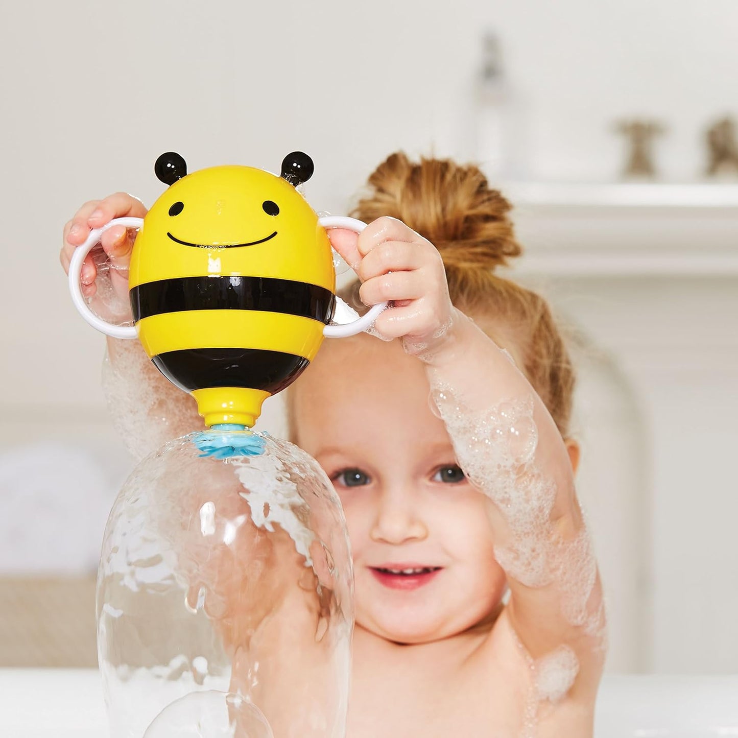 Skip Hop Zoo Fill Up Fountain Bath Toy - Bee - Laadlee