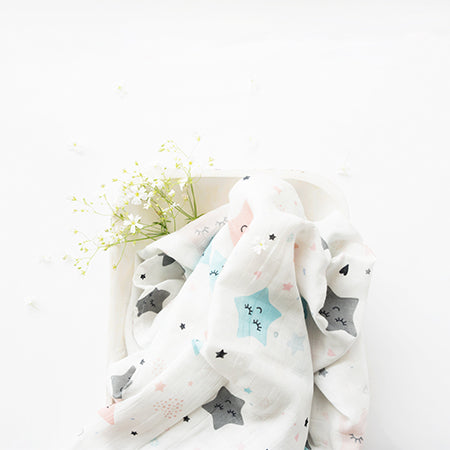 Yellow Doodle Organic Luxury Swaddle - Twinkly Stars - Laadlee