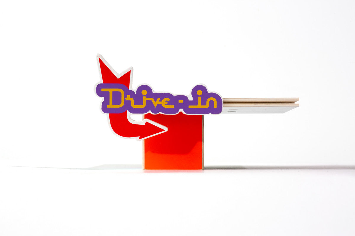 Candylab Drive In - Laadlee