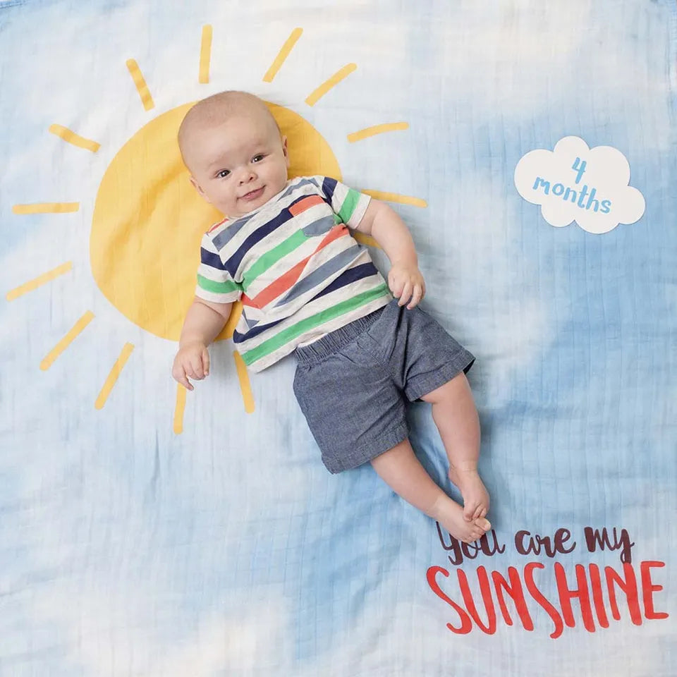 Lulujo Baby's First Year™ Blanket & Cards Set - You Are My Sunshine - Laadlee