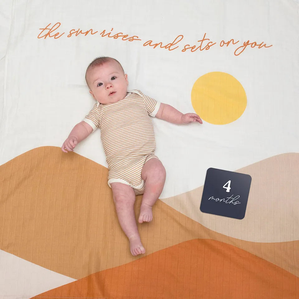 Lulujo Baby's First Year™ Blanket & Cards Set - Sun Rise - Laadlee