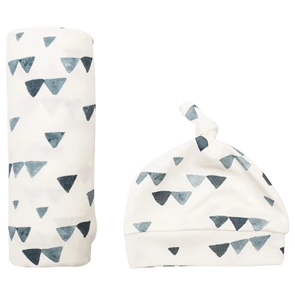 Lulujo Hello World Set (Bamboo Hat + Swaddle blanket) - Triangle Blue - Laadlee