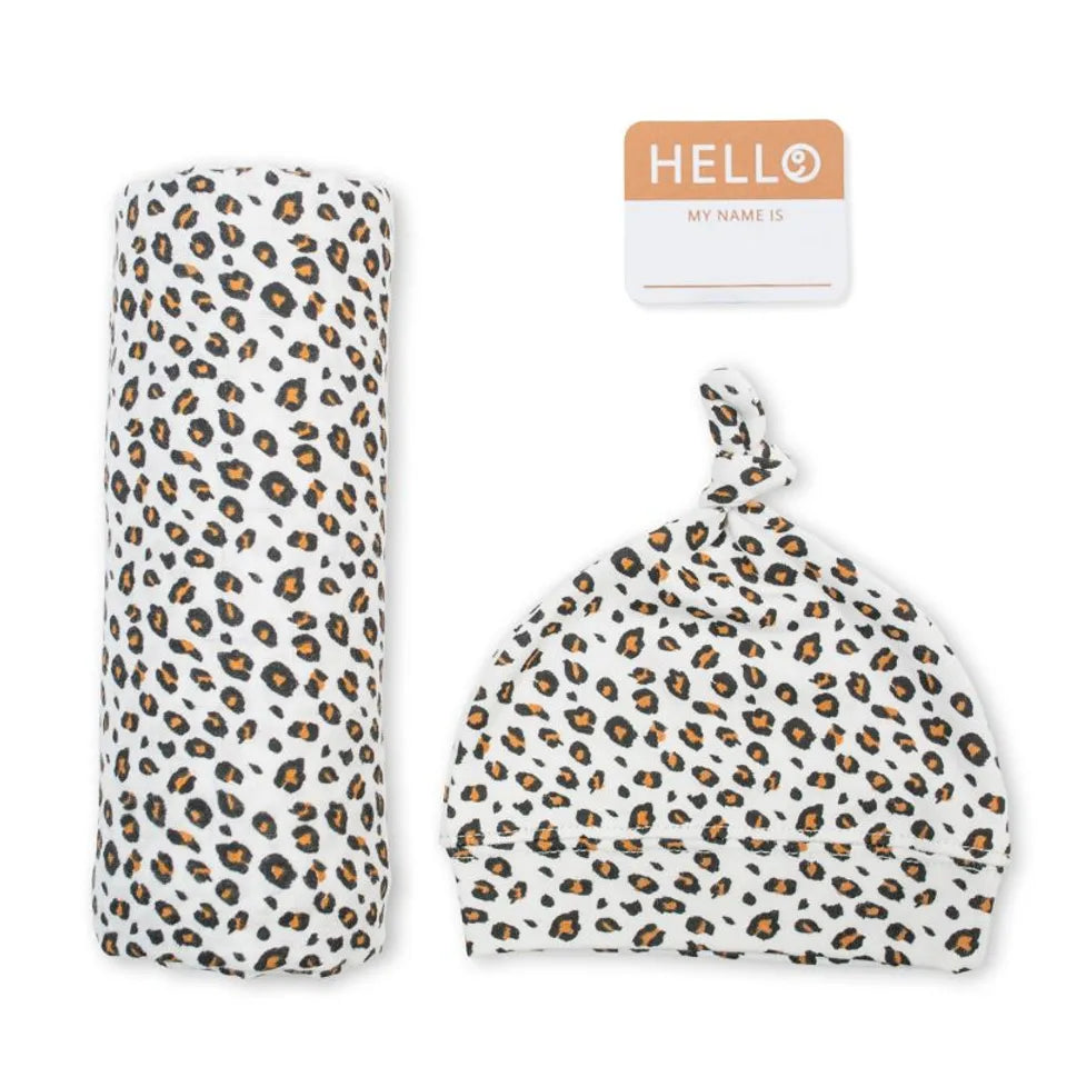 Lulujo Hello World Set (Bamboo Hat + Swaddle blanket) - Cheetah - Laadlee