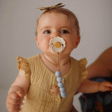 Frigg Daisy Latex Baby Pacifier 6M-18M, 2Pack, Chamomile - Size 2 - Laadlee