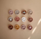 Frigg Daisy Latex Baby Pacifier 0-6M, 2Pack, Baked Clay/Cream - Size 1 - Laadlee