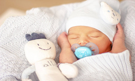 Baby Sleeping with Pacifiers? Everything You Need to Know