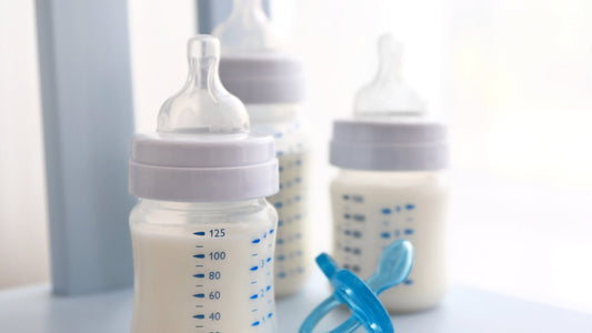 Feeding Bottles 101: Types and Advantages of Bottle-feeding for Your Baby