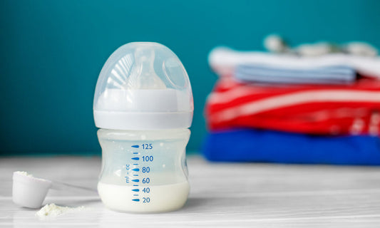Colic-Free Feeding: How to Choose the Right Bottle Design