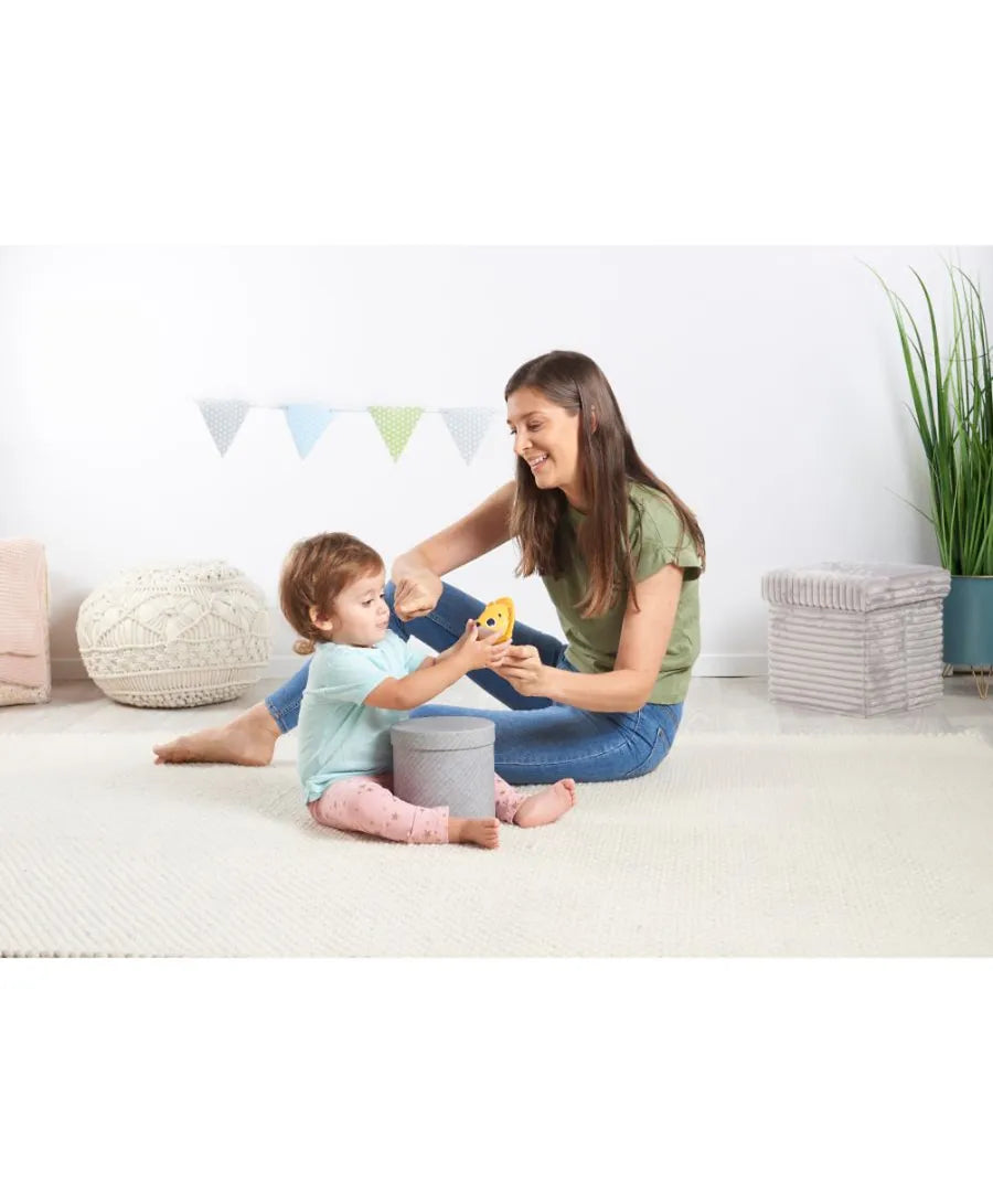 Tiny Love Wonder Buddy Leonardo Lion - Orange - Laadlee