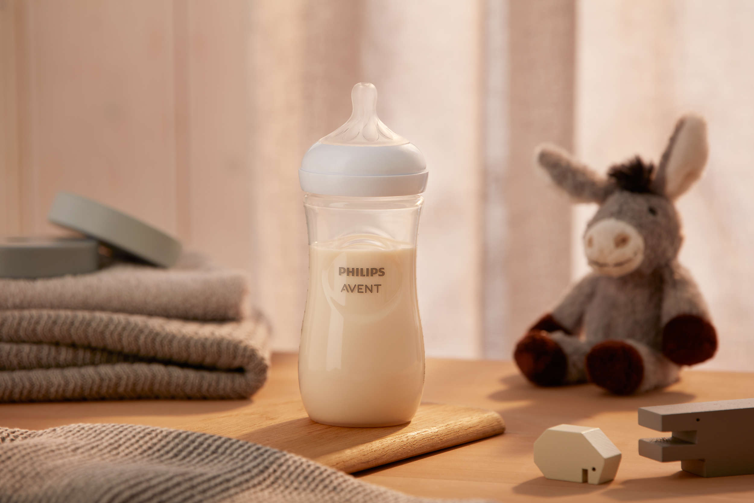 Philips Avent Natural 3.0 Feeding Bottle - 330ml - Laadlee
