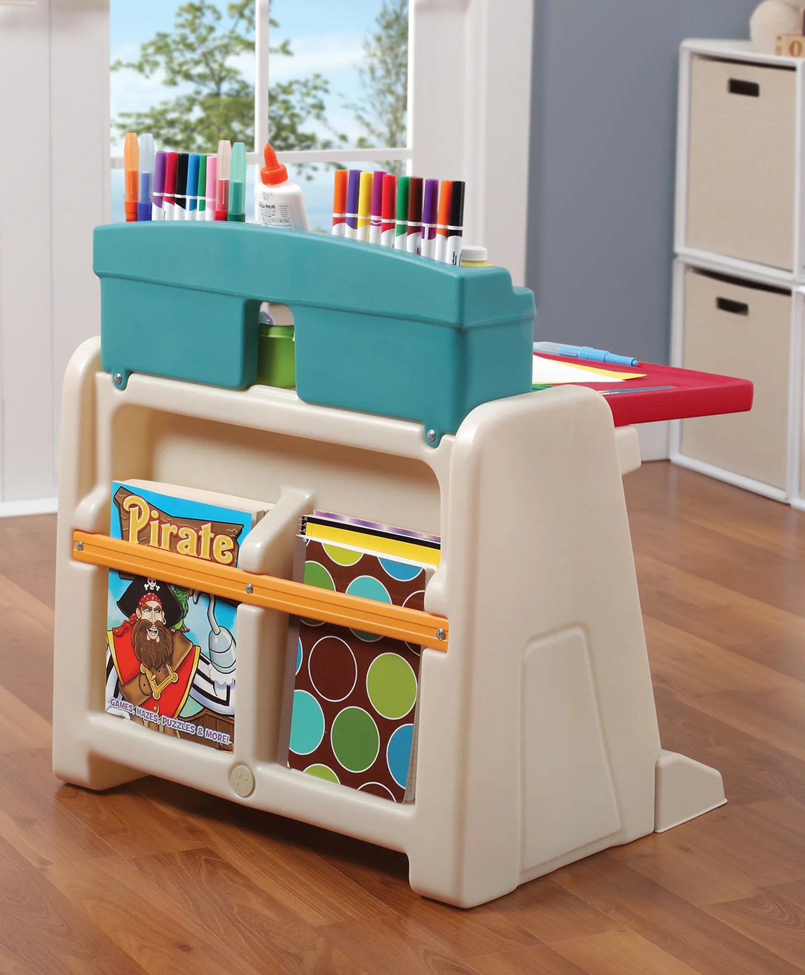Step2 Flip & Doodle Easel Desk With Stool - Laadlee