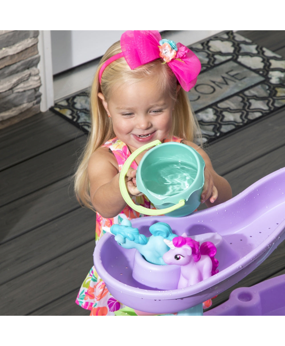 Step2 Rain Showers & Unicorn Water Table - Laadlee