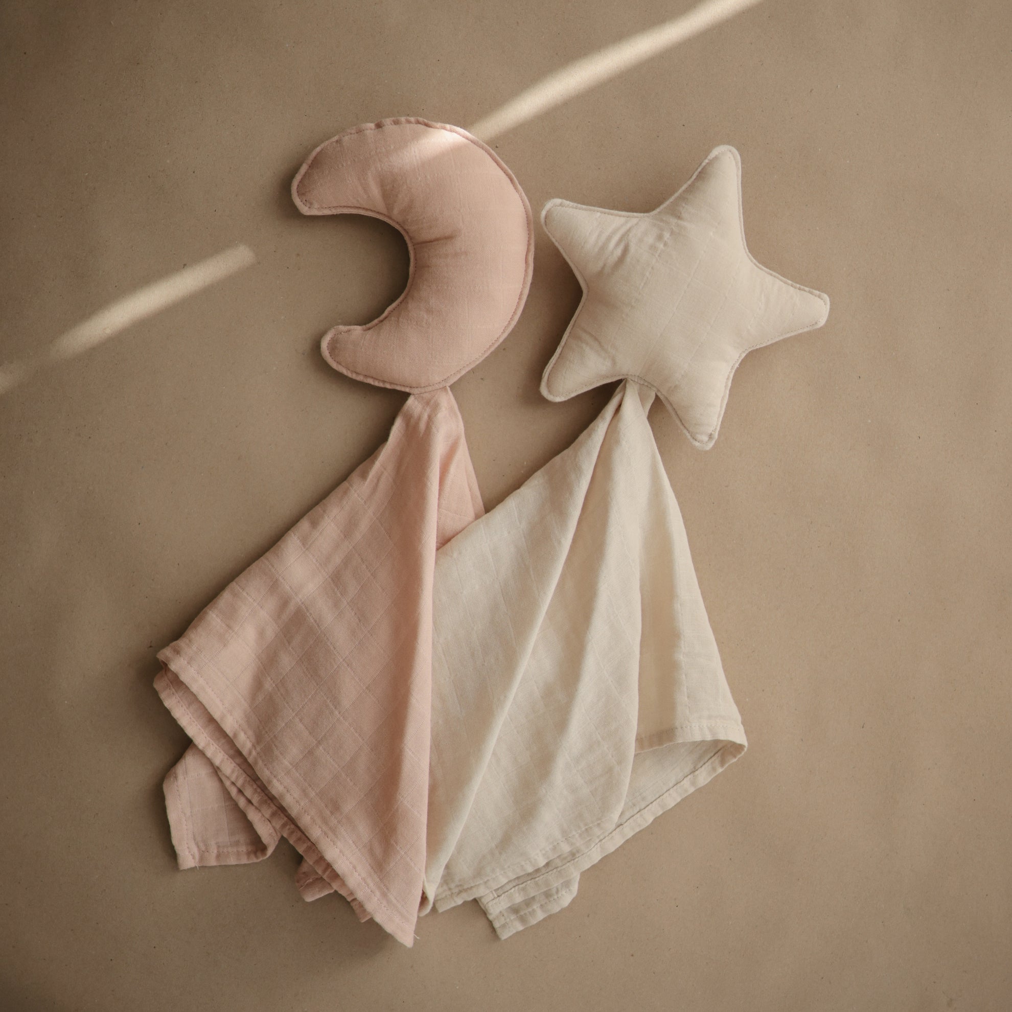 Mushie Lovey Blanket Star Fog - Laadlee