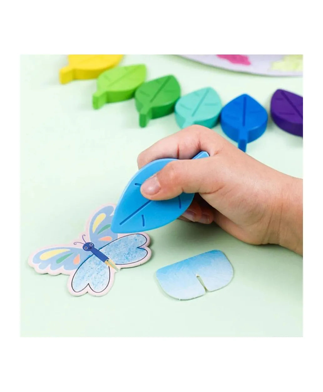 Avenir Crayon Activity Kit - 4 Seasons Fun - Laadlee