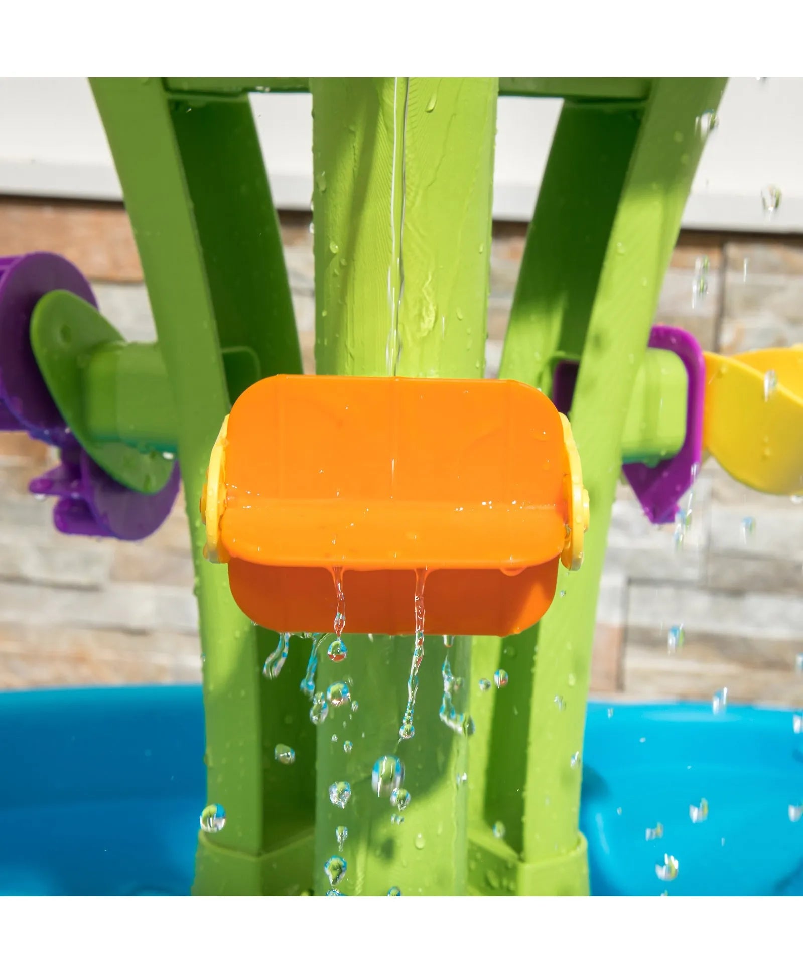 Step2 Summer Showers Splash Tower Water Table - Laadlee