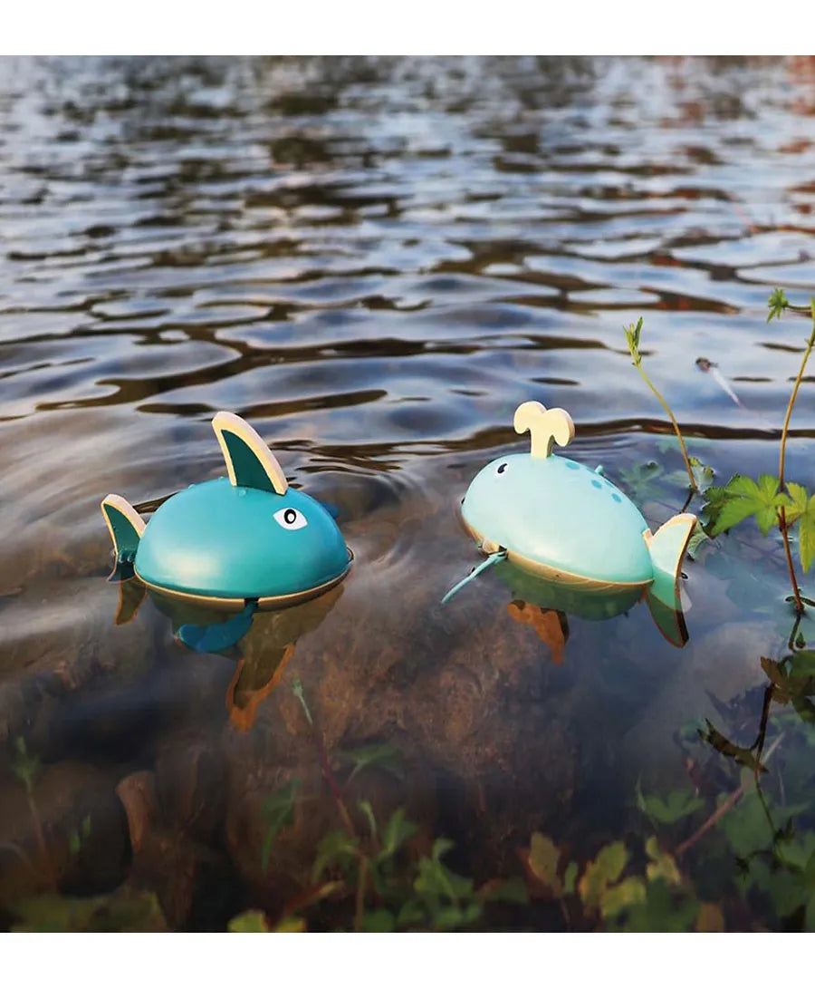 Andreu Toys Wind Up Water Shark-Whale - Laadlee