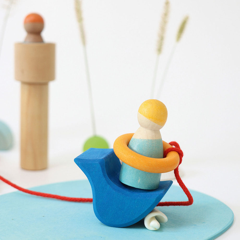 grimm-s-small-world-play-in-the-water-13