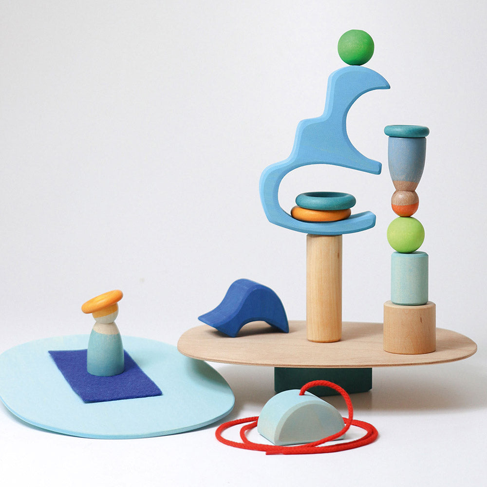 grimm-s-small-world-play-in-the-water-25