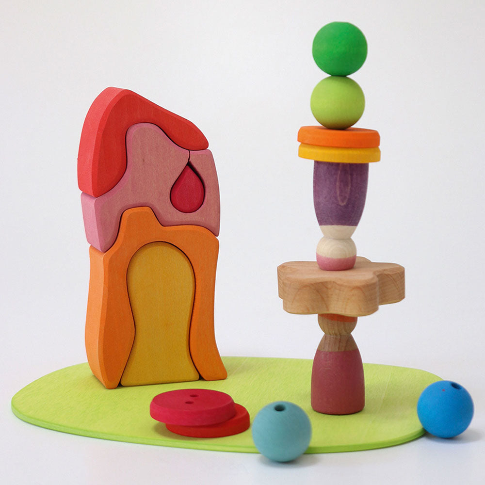 grimm-s-small-world-play-down-by-the-meadow-2