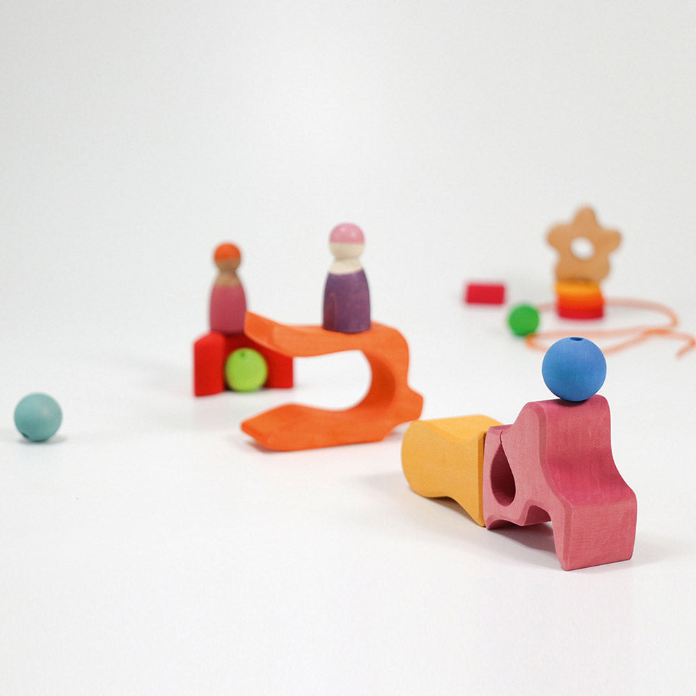 grimm-s-small-world-play-down-by-the-meadow-9