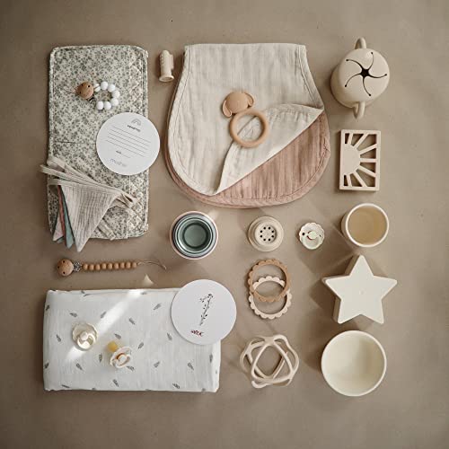 Mushie Swaddle - Leaves - Laadlee
