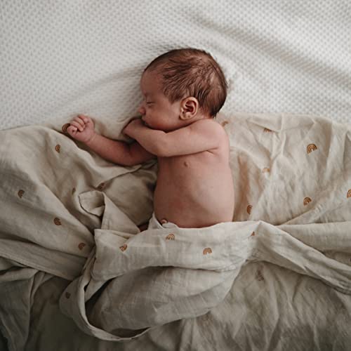 Mushie Swaddle - Rainbow - Laadlee