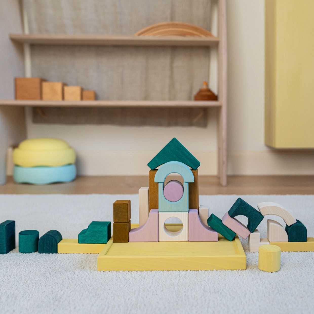 grimm-s-small-building-set-movement-6