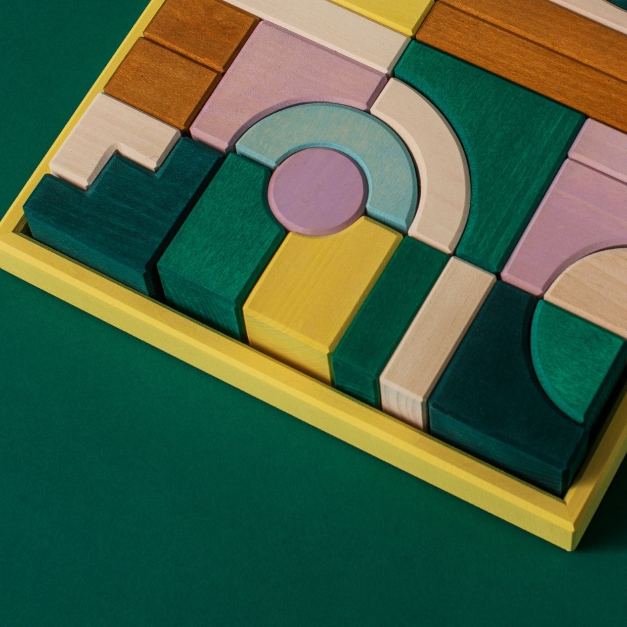 grimm-s-small-building-set-movement-2