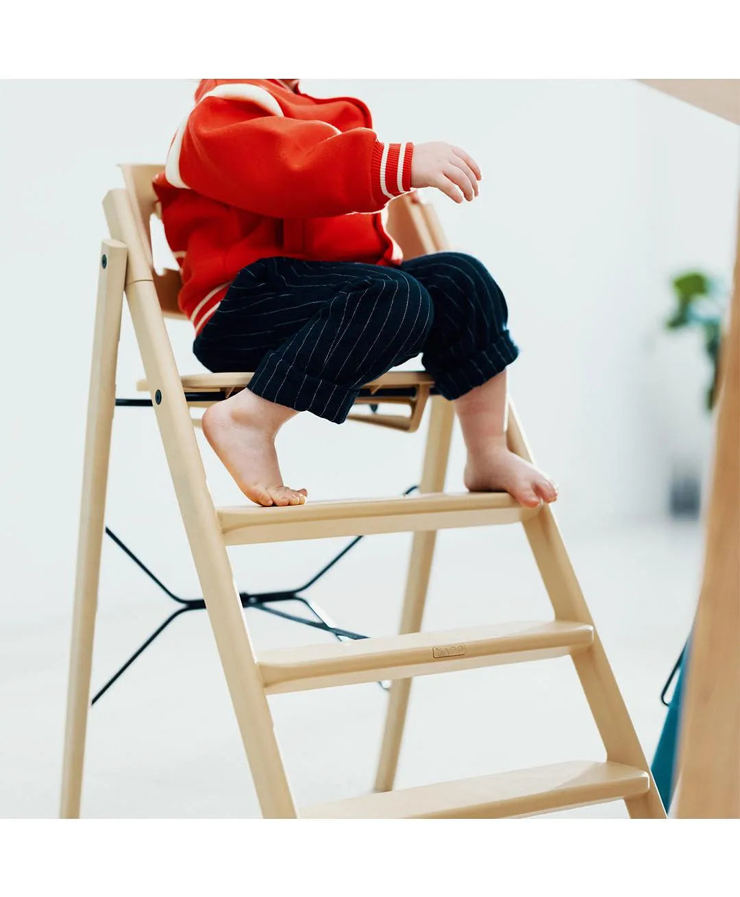 kaos-klapp-highchair-recycled-desert-sand-8