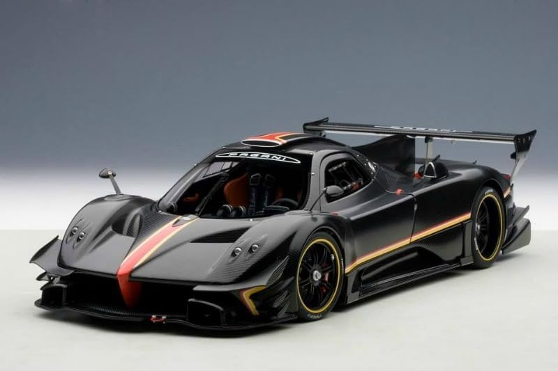 MSZ Pagani ZONDA Revolucion Car 1:32 Die-Cast Replica - Black - Laadlee