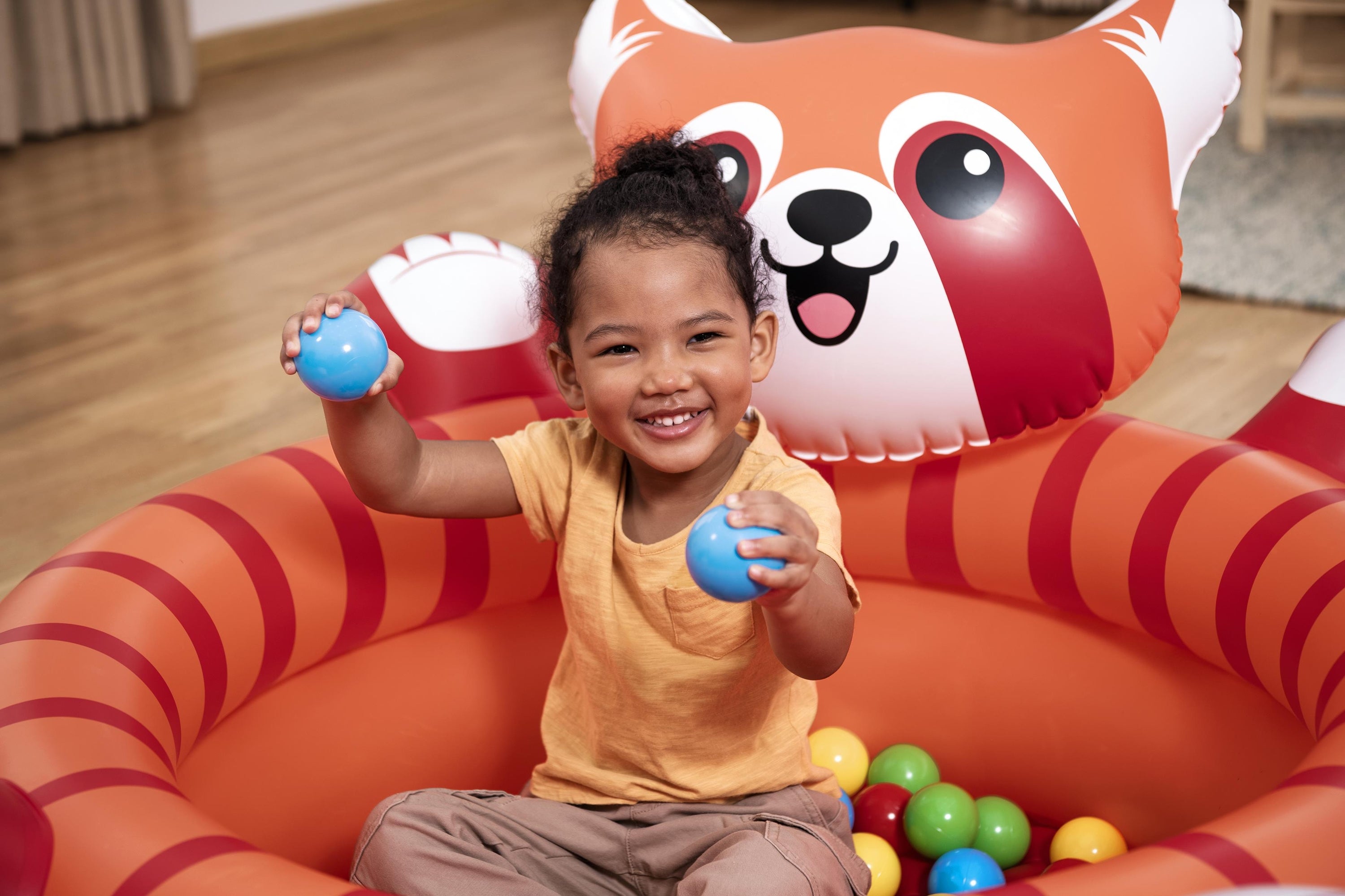 bestway-playful-red-panda-ballpit-107x94x58cm-8