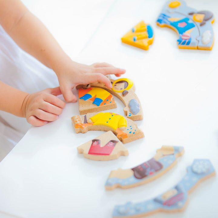 plantoys-weather-dress-up-5