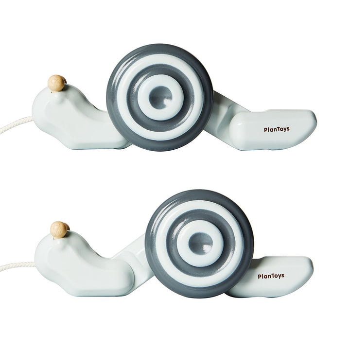 plantoys-pull-along-snail-2