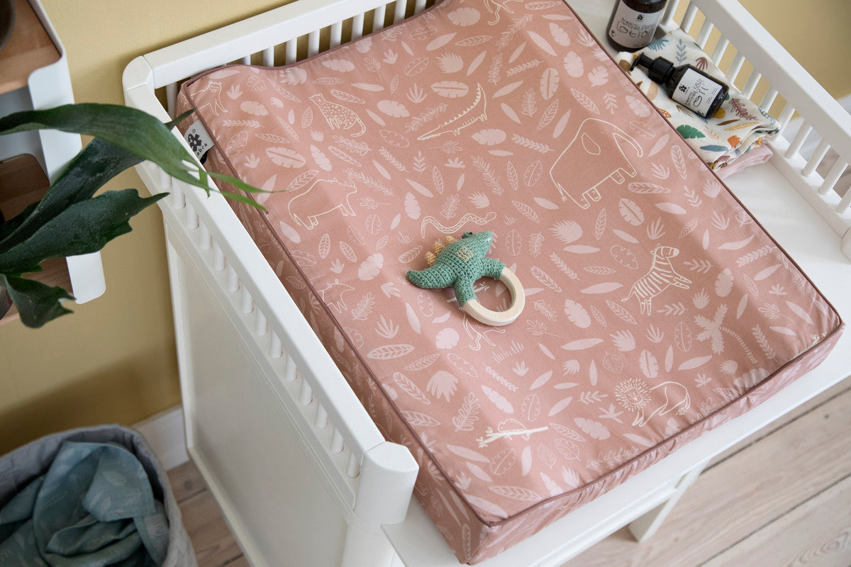 Sebra Changing Pillow - Wildlife - Sunset Pink - Laadlee