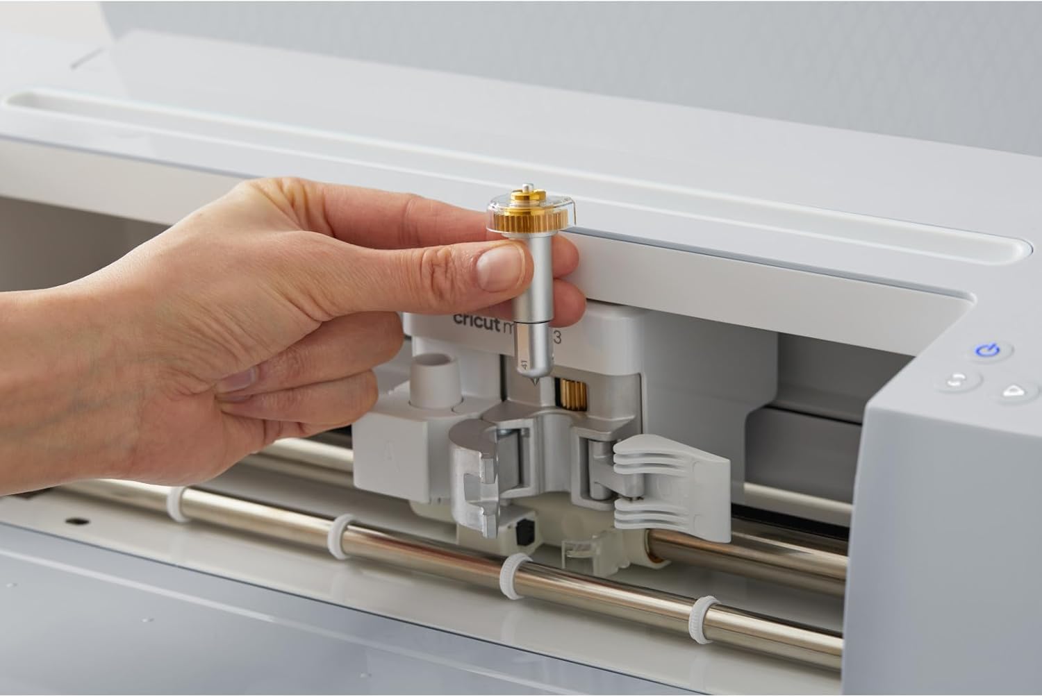 cricut-basic-engraving-tip-with-housing-7