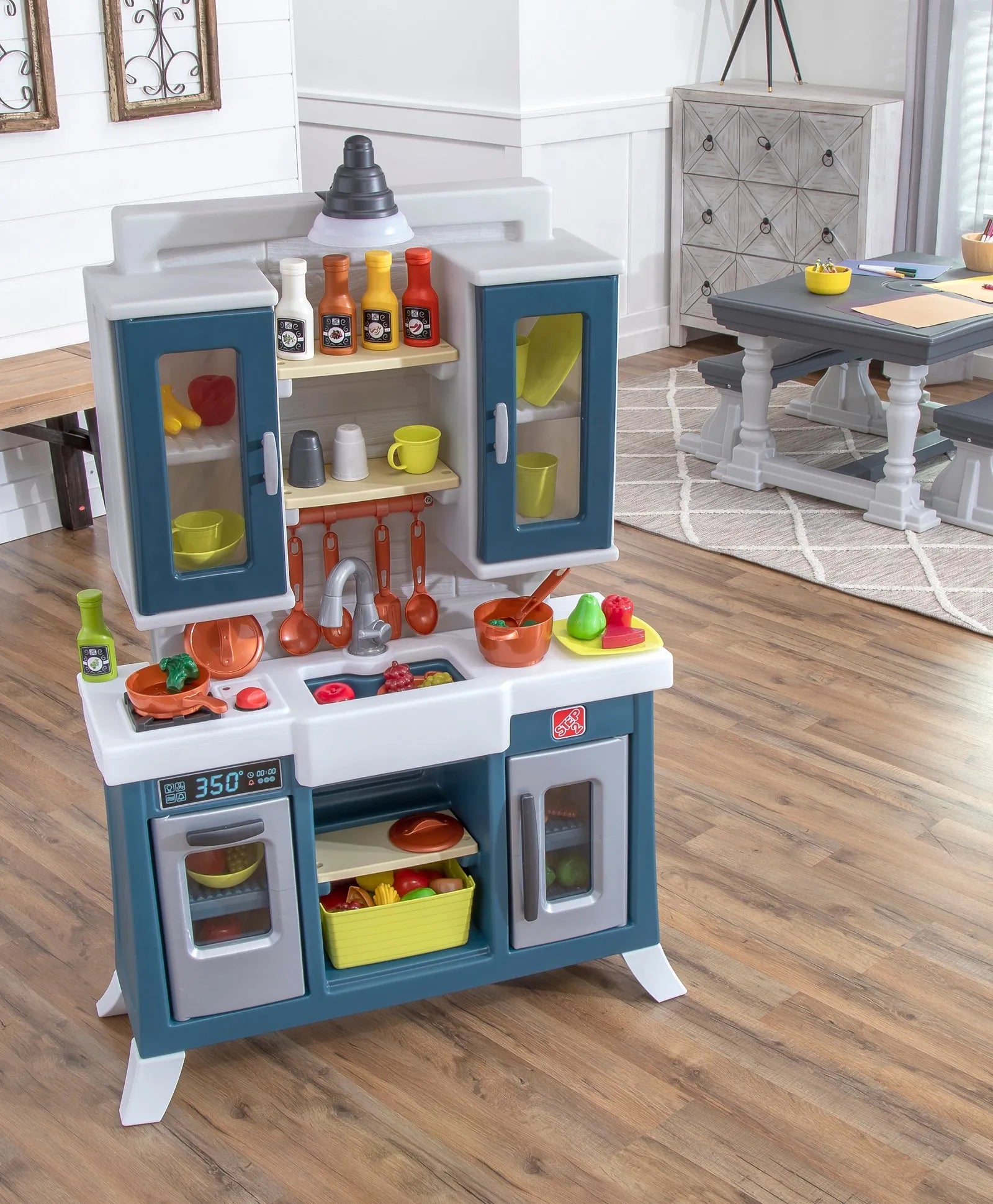 Step2 Modern Farmhouse Kitchen - Laadlee