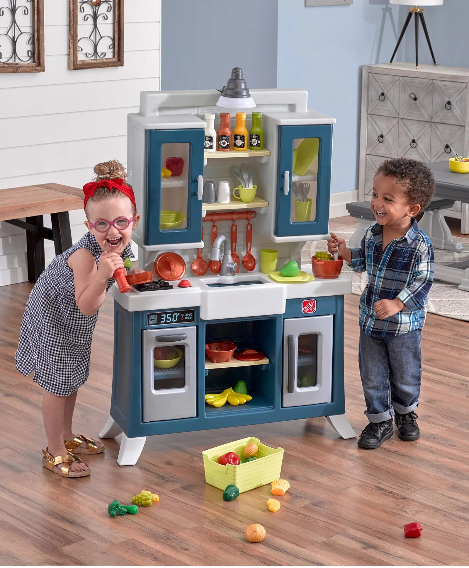 Step2 Modern Farmhouse Kitchen - Laadlee