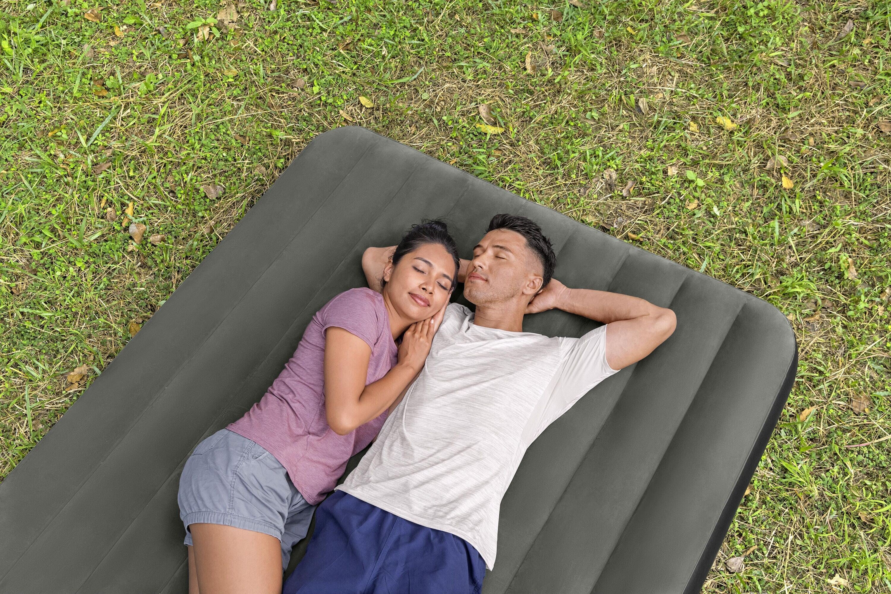 bestway-airbed-queen-buiit-in-ac-pump-203-x-152-x-25cm-18