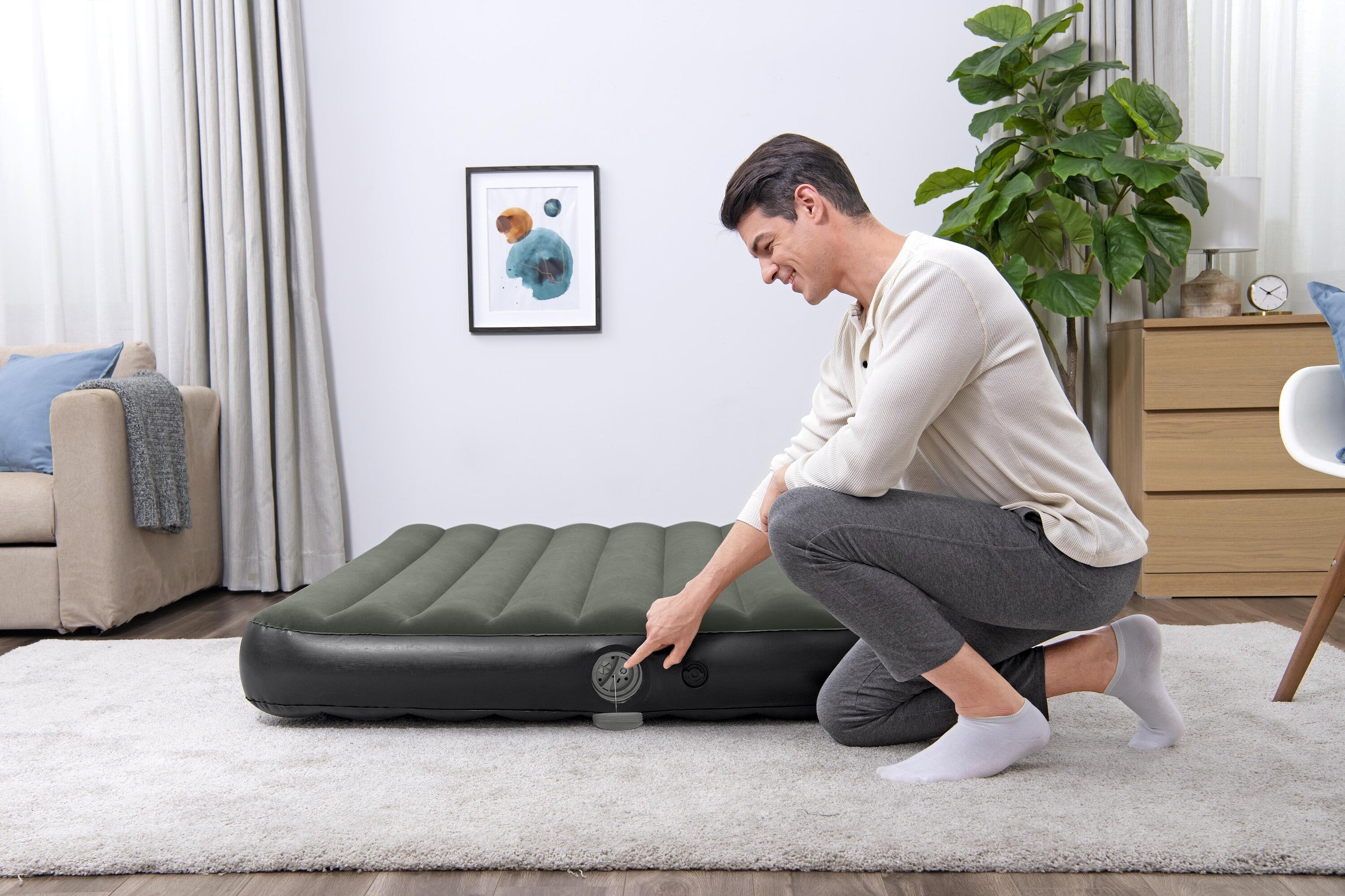 bestway-airbed-queen-buiit-in-ac-pump-203-x-152-x-25cm-12
