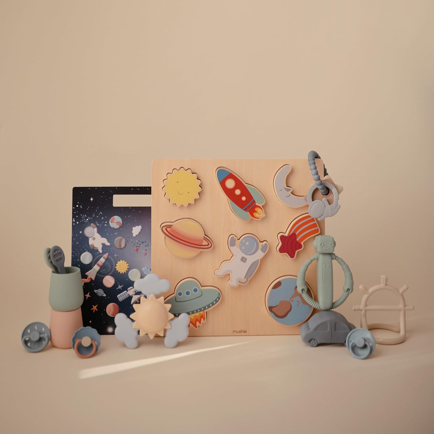mushie-wooden-space-puzzle-8pcs-6