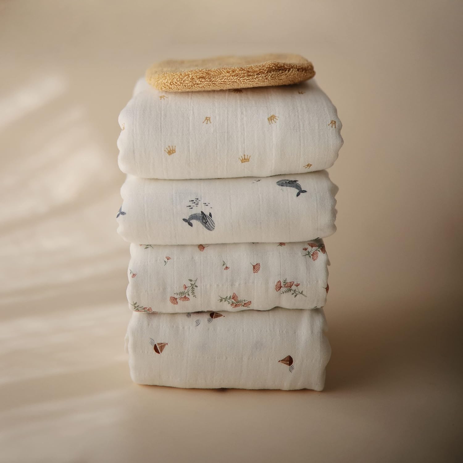 Mushie Swaddle - Whales - Laadlee