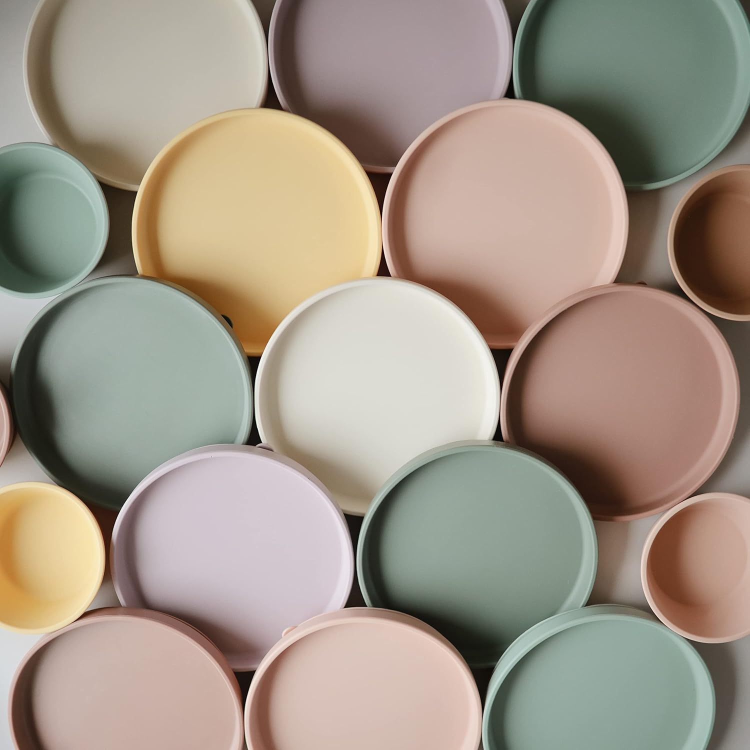 Mushie Classic Silicone Suction Plate Powder Blue - Laadlee