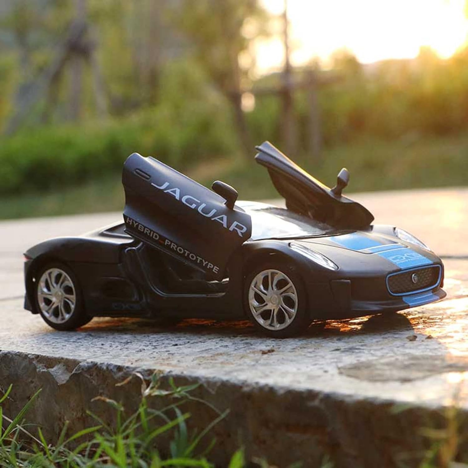 MSZ Jaguar C-X75 Car 1:32 Die-Cast Replica - Black - Laadlee