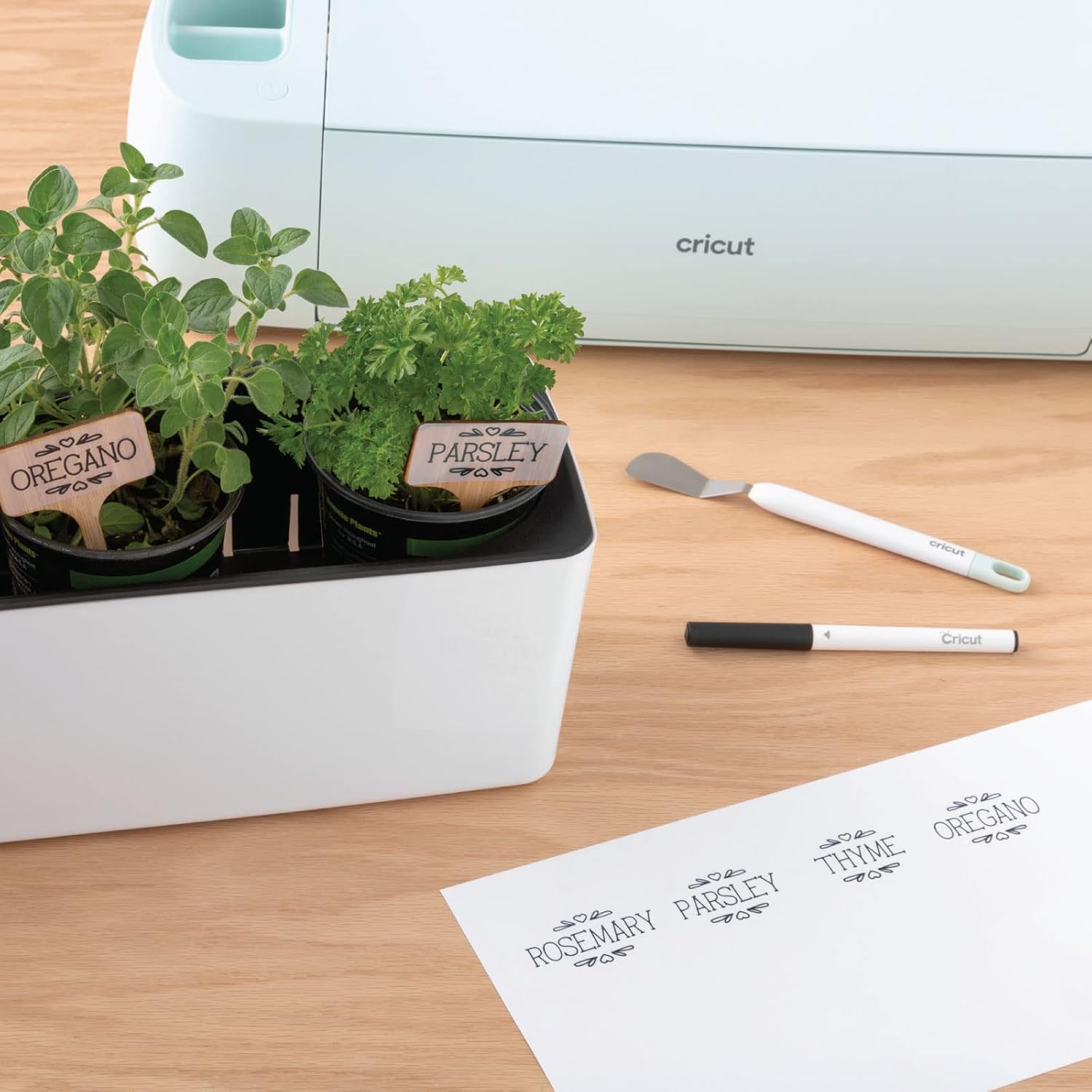 cricut-smart-vinyl-removable-writable-13inch-x-3ft-transparent-2