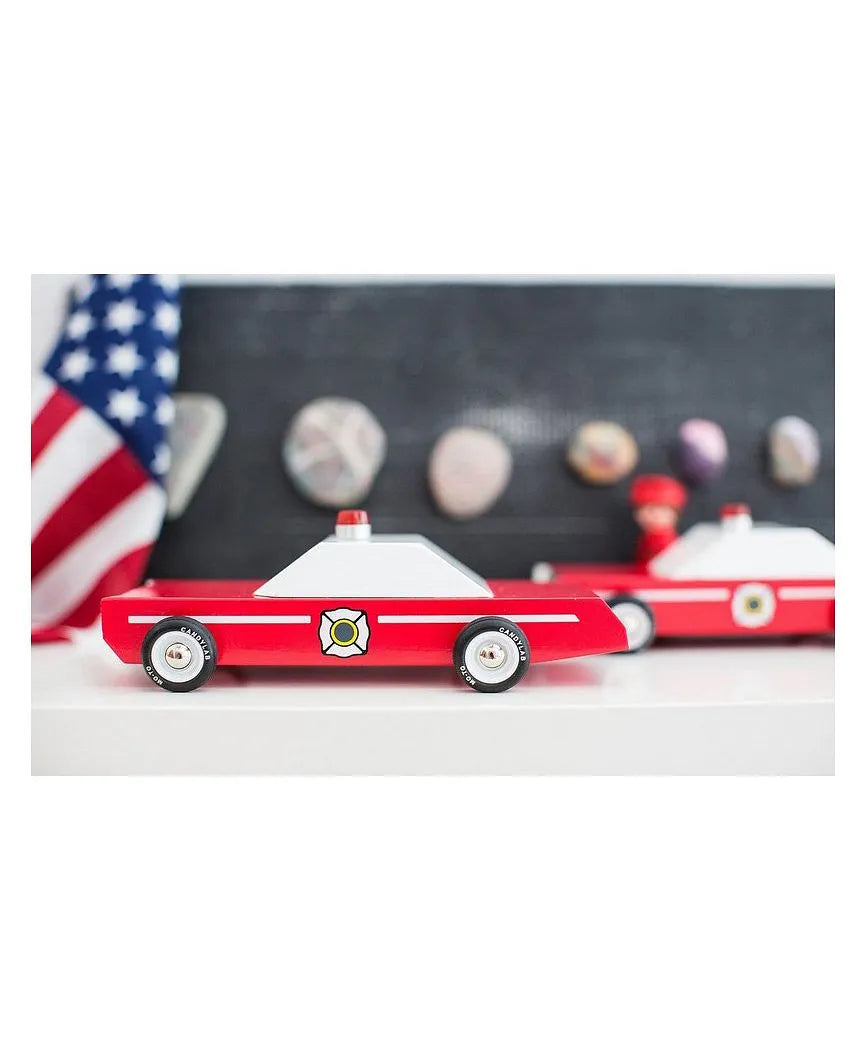 candylab-wooden-firechief-car-10