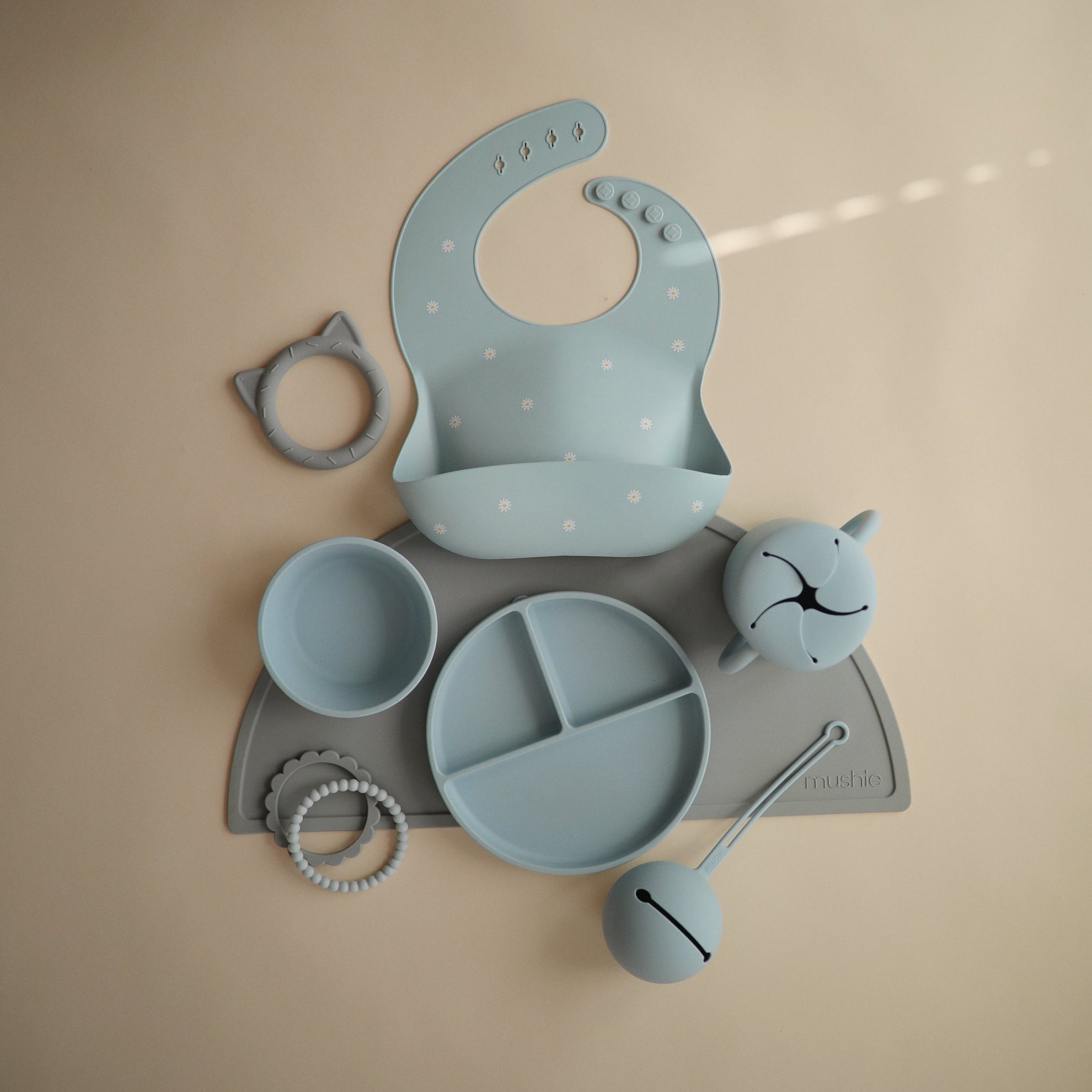 Mushie Pacifier Case Powder Blue - Laadlee